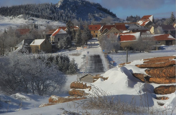 Village Lachamp Raphael en hiver - vagabondphotos.ch